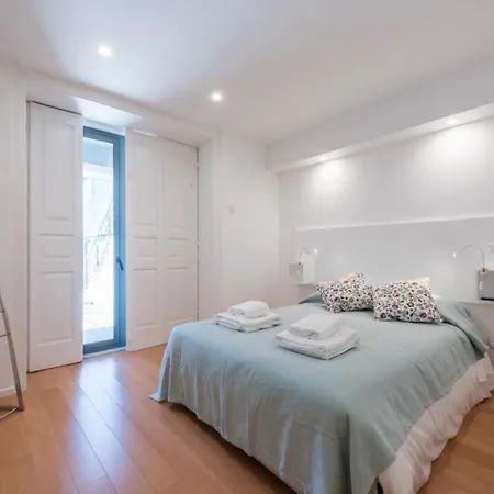فندق مبيت وإفطار Serenata Boutique بورتو