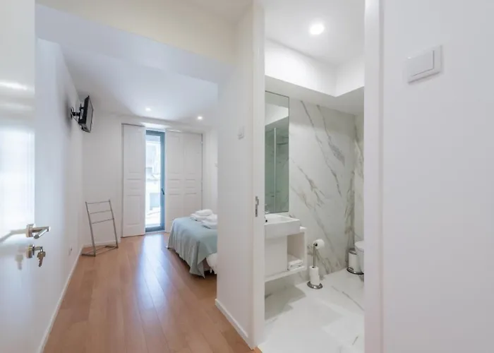 Serenata Boutique Bed and Breakfast 3*