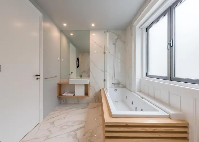 Serenata Boutique 3* Porto